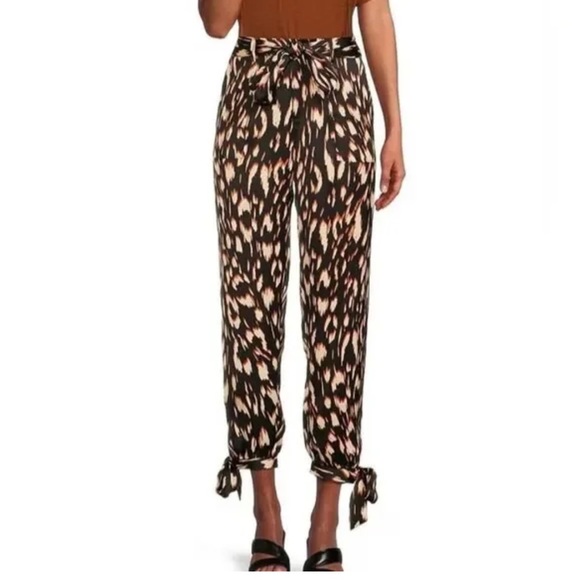 Gibson & Latimer Plus Size Satin Printed High Waist Belted Ankle Tie Joggers - Picture 1 of 11